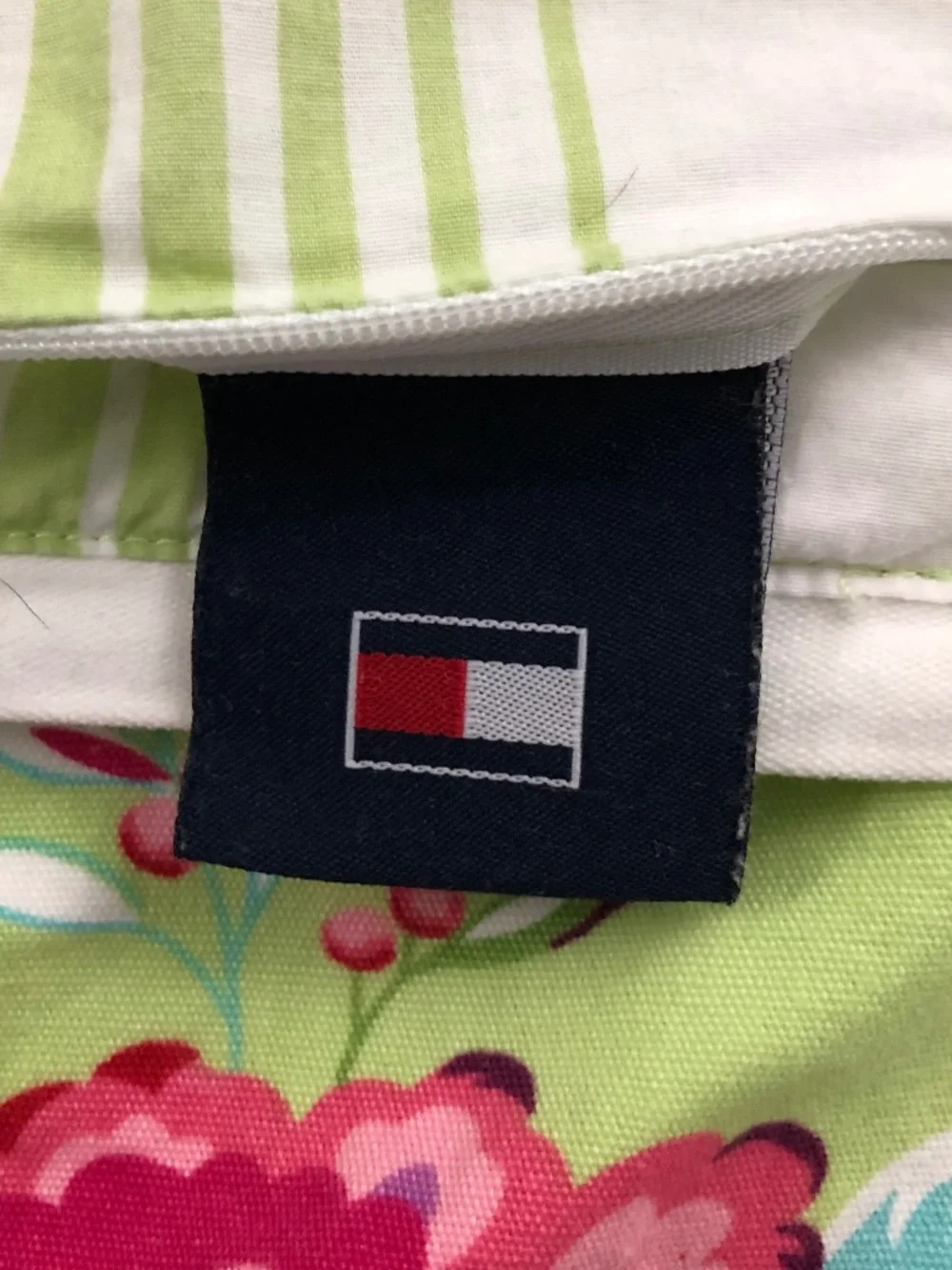 Tommy Hilfiger set of 2 reversible standard pillow shams cotton floral stripes